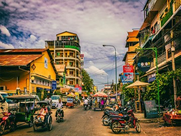 Private Day Tour: Phnom Penh City Tour including the Silver Pagoda